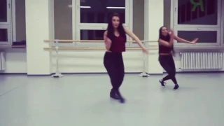 Dancehall Choreography Bruck up cry nikyta & Kathi