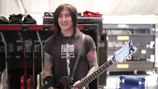 Richard Fortus talks about using DROP for 2022/2023 tours