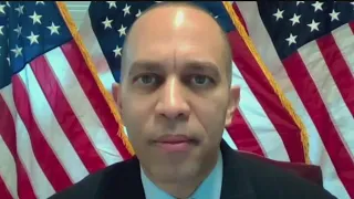 Jeffries talks Ukraine, national debt, migrants, more