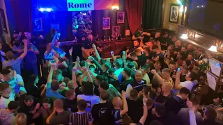 Damien Quinn singing Celtic Symphony to the fans in Rome 2019