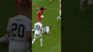 200 IQ Move 🤯 Kō Itakura vs. Leroy Sané