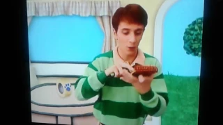 Blue's Clues - 3 Clues from "What experiment does Blue wants to try?"