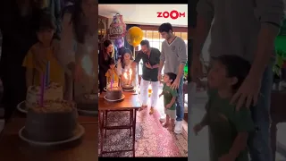 Saif Ali Khan cuts his birthday cake at home with Kareena, Sara, Ibrahim, Taimur & Jeh 😍 | #shorts