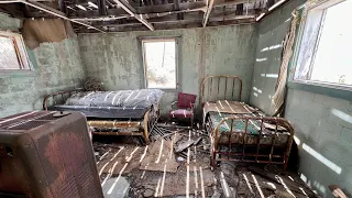 Exploring an old abandoned homestead in the Nevada desert