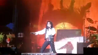 Alice Cooper - He's Back! ( The Man Behind The Mask )  live @ Qstock 29.7.2017