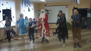 Новогодний Gangnam style