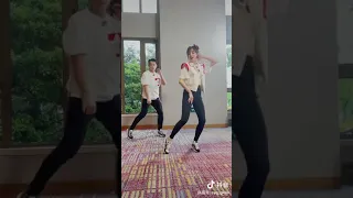 YUQI & ZHENGKAI dance Bonnie & Clyde 宋雨琦和郑恺跳舞