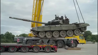 Výstava ruské vojenské techniky zneškodněné na Ukrajině