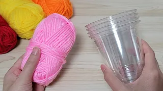 lt's did a INCREDIBLE job with plastic cup and yarn. DIY recycling craft ideas - Gift idea