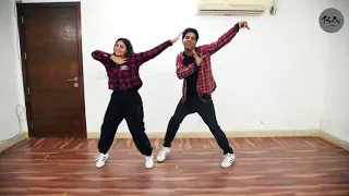 Awesome Dance Combo - Presented by Abhyaas Dance Studio- Feat Poster Lagwa Do