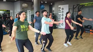 bhangra with friends for weight loss