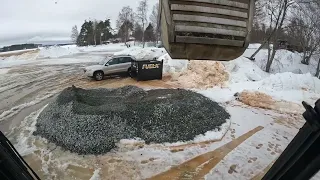 Nyt on kalustoa jäällä. Tuttu ranta työ alla! Heavy metal on Ice! Hitachi Zx225USRL-6