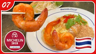 MOST Popular MICHELIN Pad Thai in Bangkok - Thipsamai Pad Thai - Thailand street food