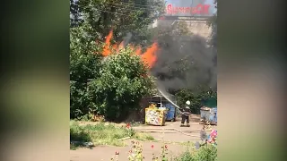 У Житомирі навпроти торгового центру «ЯрмарОК» сталася пожежа - Житомир.info