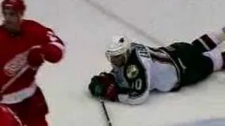 Dominik Hasek/Marian Gaborik Collision 12/7/2007