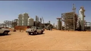 Algerian Army surrounds hostage gas facility