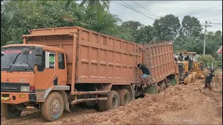 The Most Difficult Drama! Encouragement of the Truck Driver's Spirit to Remain and Try to Escape