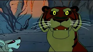 Soviet Mowgli kills tiger Shere Khan by tearing his mouth (1971)