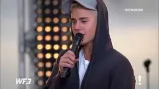 Justin Bieber singing As Long As You Love Me acoustic on the World Famous Rooftop, September 28 2015