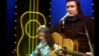 Johnny Cash- Pick That Wildwood Flower