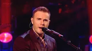 Take That - Back For Good  ( live 2010 )[ lyrics ]