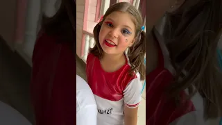 O QUE A FILHA DA ARLEQUINA ESTÁ ESCONDENDO? #SHORTS