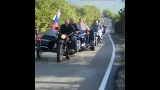 😳 Russian 🇷🇺 president Putin rides motorcycle