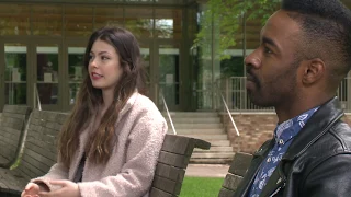 Chance encounter leads to beautiful duet at Portland's park blocks