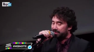 Webnotte speciale, passione Beatles: Zampaglione canta "Come together"