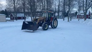 Köp Traktor Zetor 8145 på Klaravik