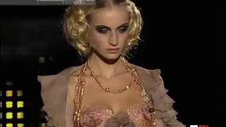 Fashion Show "Zuhair Murad" Autumn Winter 2006 / 2007 Haute Couture 2 of 4 by Fashion Channel