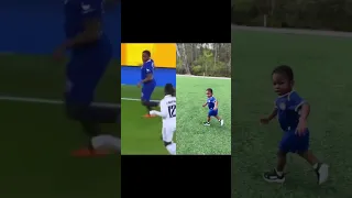 This kid run exactly like sterling 🤣