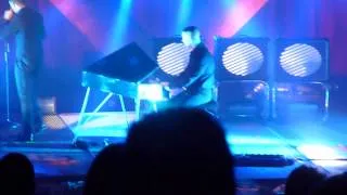 Hurts - Sunday @ Vredenburg Utrecht (21-11-2013)