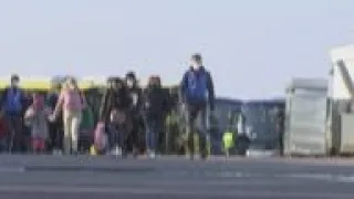 Refugee centre set up at disused Berlin airport