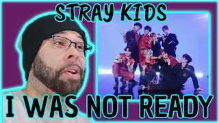First time ever hearing Stray Kids -God's Menu["神메뉴](Rob Reacts)
