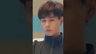 He stared at her......🙈 #shorts #xingfei #huyitian  #kdrama #cdrama #chinesedrama