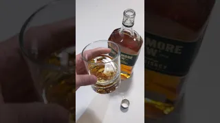 First pour of Tullamore D.E.W. Irish Whiskey. #asmr