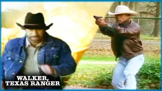 Walker & Trivette Find A Booby-Trapped Body! | Walker, Texas Ranger