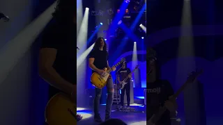 Wolfgang Van Halen is chatting with Frank Sidoris while playing Mammoth solo live