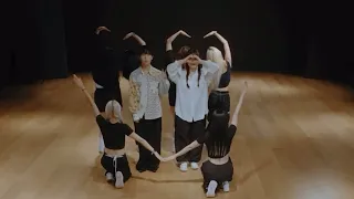 AKMU - ‘Love Lee’ DANCE PRACTICE Mirrored