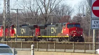CN TRAIN BY HIGHWAY 20 IN DORVAL MONTREAL - 12-17-19