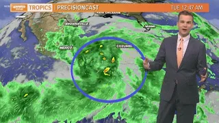 Payton's Friday Forecast: Few Downpours Possible, Turning Hot this Weekend