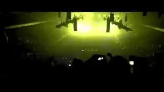 Dimitri Vegas & Like Mike - Champagne Showers - Bringing The World The Madness