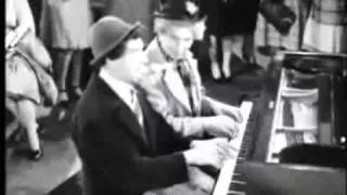 MARX BROTHERS' PIANO DUET - A Classic Clip