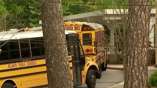 Southwest Atlanta elementary school evacuated due to possible gas leak