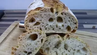 Pain au levain avec farine de blés anciens : Le pétrissage