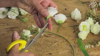 How to make a flower crown - Wedding Flowers Tutorials and Workshops by Campbell's Flowers & Design