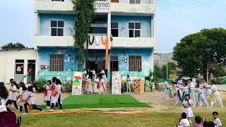 Independence day dance by students of evergreen academy