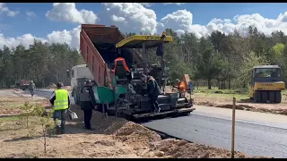 Укладка асфальта возле деревни Дрануха