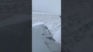 Plane slides off runway at Chicago airport during snowstorm | ABC7